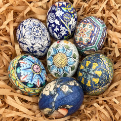 How to Make Decoupage Easter Eggs Using Spun Cotton Eggs + Fancy Rice Paper