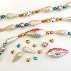 3 Glass Beaded Garland Patterns Using XL Fish Beads