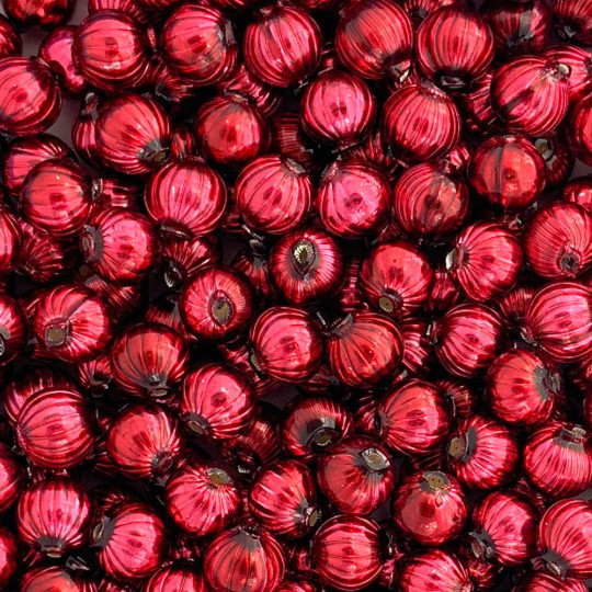8 Burgundy Ribbed Round Glass Beads 12 mm ~ Czech Republic
