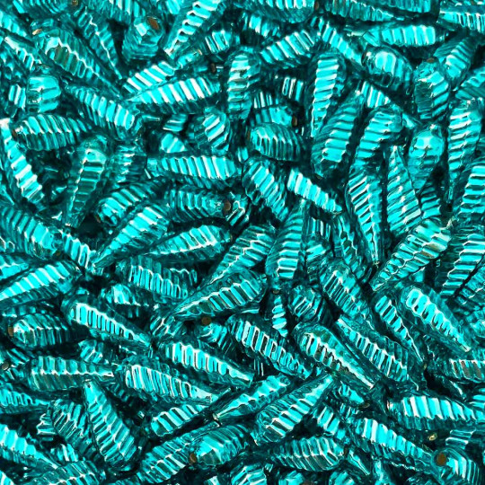 10 Aqua Ribbed Drop Blown Glass Beads 3/4" ~ Czech Republic
