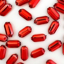 8 Red Emerald Cut Blown Glass Beads .875" ~ Czech Republic
