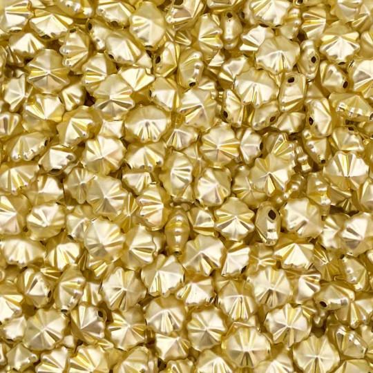 8 Small Matte Pale Yellow Starburst Blown Glass Beads .5" ~ Czech Republic