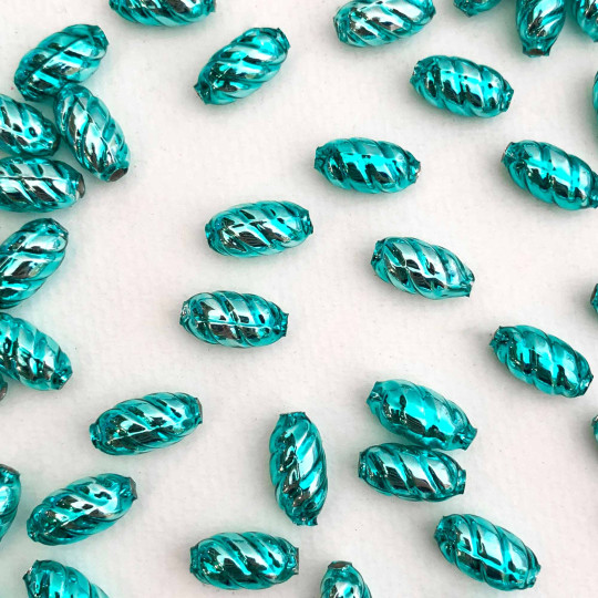10 Aqua Twisted Oval Glass Beads 14mm ~ Czech Republic