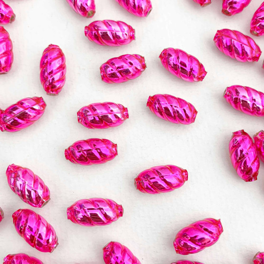 10 Hot Pink Twisted Oval Glass Beads 14mm ~ Czech Republic
