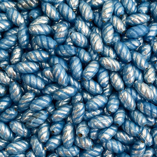 10 Pearl Light Blue Twisted Oval Glass Beads 14mm ~ Czech Republic