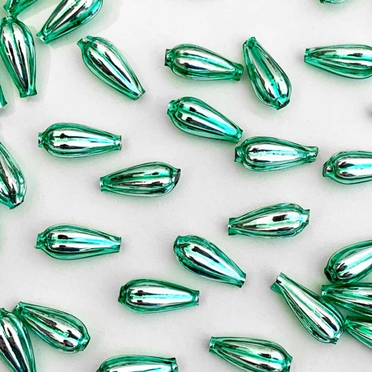 8 Light Green Fluted Drop Blown Glass Beads 3/4" ~ Czech Republic