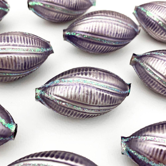 1 Lavender Fancy Twist Glass Garland Bead ~ 2-1/4"