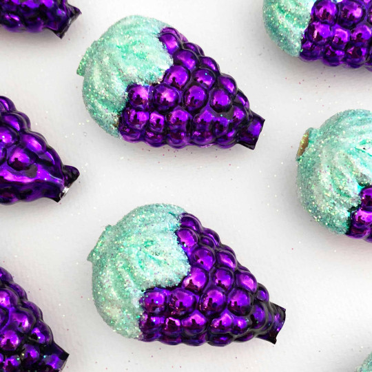 Extra Large Purple Glittered Grapes Figural Glass Garland Bead ~ 2-1/8"