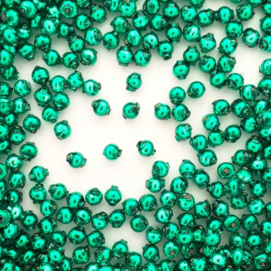 30 Green Round Glass Beads 6 mm ~ Czech Republic