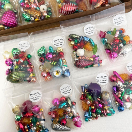 Glass Garland Beads Mixed Pack ~ 30 beads ~ Random Assortment + 1 Large Bead
