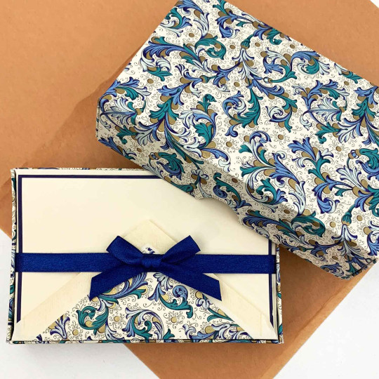 Italian Stationery Folded Card Set ~ 10 Cards + 10 envelopes ~ Rossi Blue Florentine with Gold Highlights
