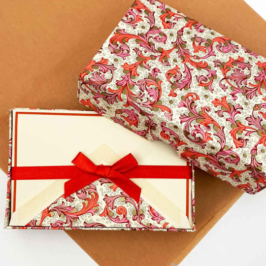 Italian Stationery Folded Card Set ~ 10 Cards + 10 envelopes ~ Rossi Red Florentine with Gold Highlights