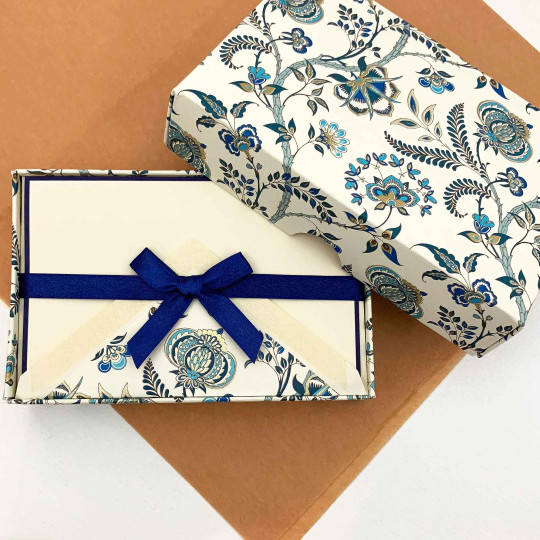 Italian Stationery Folded Card Set ~ 10 Cards + 10 envelopes ~ Rossi Blue Floral Florentine with Gold Highlights