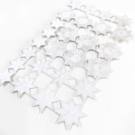 White Paper Dresden Stars & Halos ~ 26 Assorted