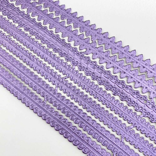 Assorted Light Purple Dresden Foil Trims