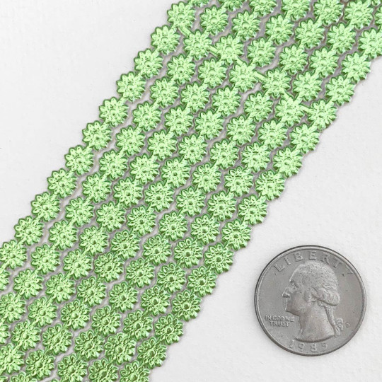 Light Green Dresden Flower Trim ~ 1/4" wide