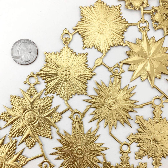 Gold Dresden Foil Medallions or Orders ~ 15 Assorted
