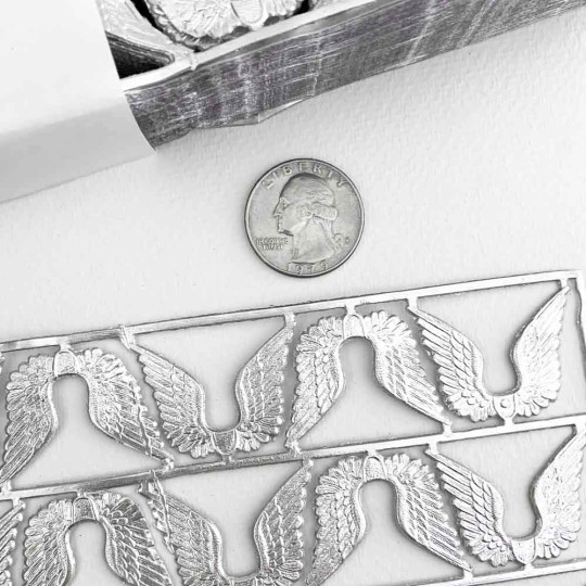 Silver Dresden Foil Wings ~ 24