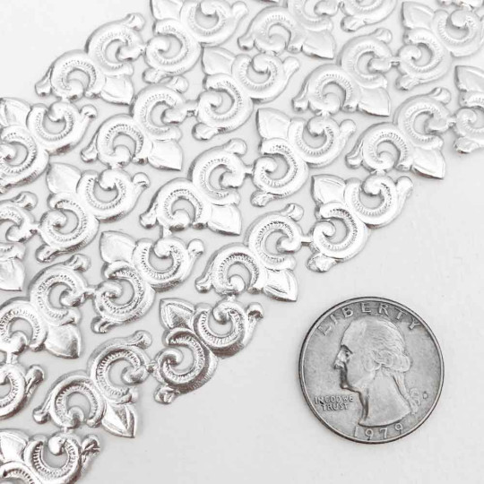 Silver Dresden Foil Fleur-de-lis Swirl ~ 48
