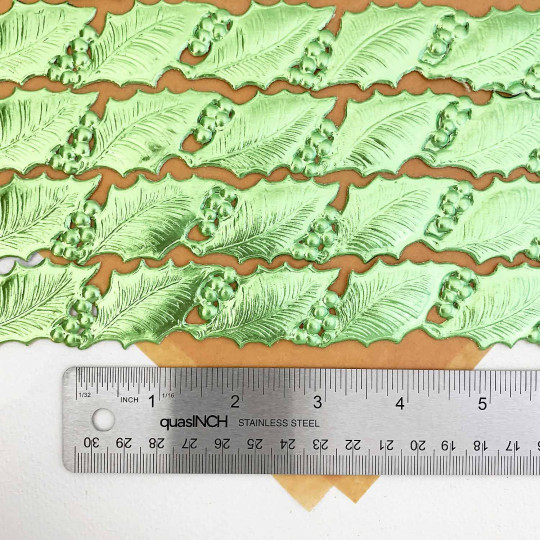 Light Green Holly and Berry XL Dresden Border Trim ~ 1" wide