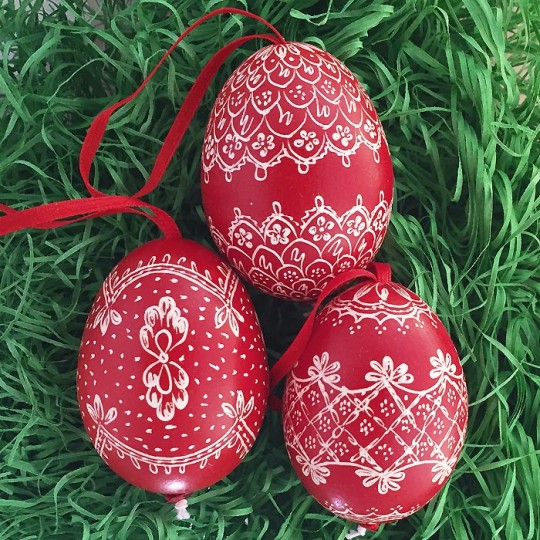 Red and White Folkloric Eastern European Egg Ornament ~ Handmade in Slovakia ~ Wax Etched