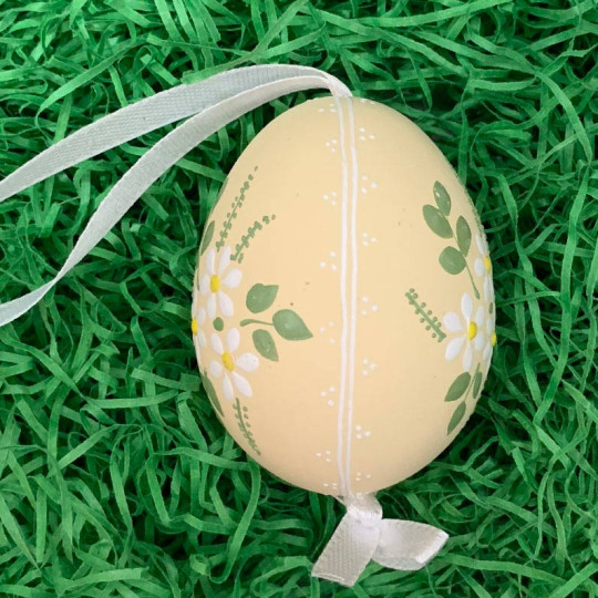 Daisies on Yellow Eastern European Floral Egg Ornament ~ Handmade in Slovakia