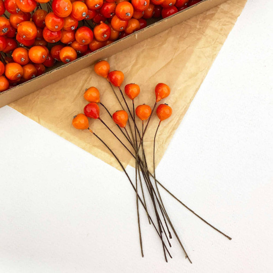10 Tiny Orange and Red Lacquered Apples ~ 3/8" ~ Czech Republic