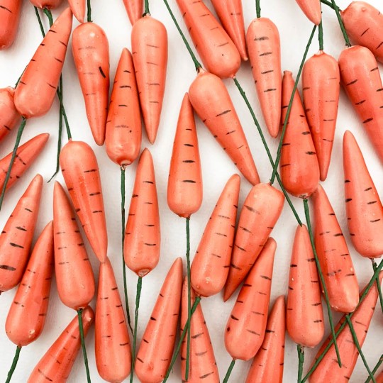 10 Spun Cotton & Lacquered Vintage Carrots ~ 1 3/4"