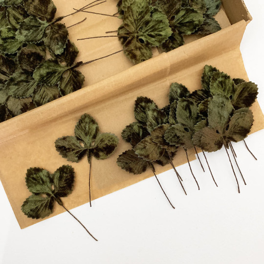 Set of 12 Velvet Strawberry Leaves ~ DARK GREEN SHADED