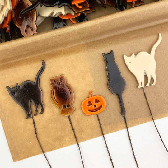 Halloween Mix Lacquered Craft Picks ~ Bundle of 15 Retro-Style Picks
