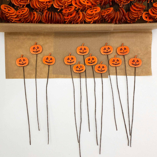 Orange Pumpkins Lacquered Craft Picks ~ Bundle of 12 Retro-Style Halloween Jack-O-Lantern Picks