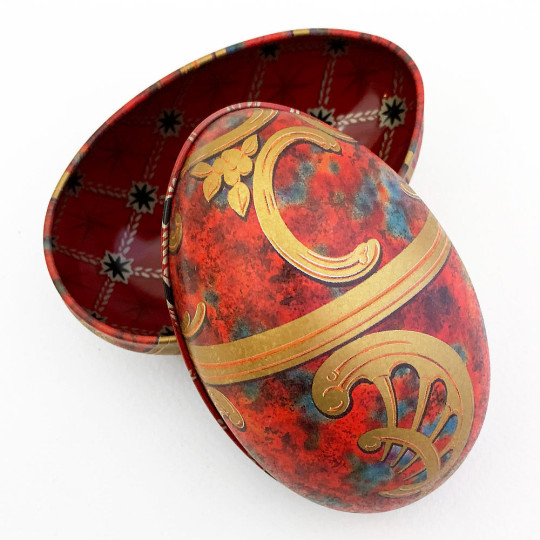 Red Scrolls Faberge Egg Metal Easter Tin ~ 4-1/4" tall ~ Old Store Stock