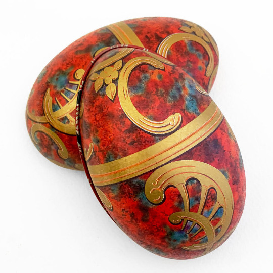 Red Scrolls Faberge Egg Metal Easter Tin ~ 4-1/4" tall ~ Old Store Stock