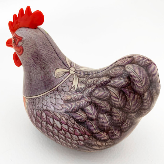 Grey Happy Hen Metal Easter Tin ~ 4-1/4" long x 3-1/2" tall