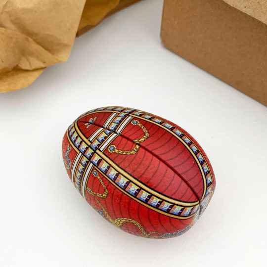 Regal Red Garlands Faberge Egg Metal Easter Tin ~ 3-1/8" tall