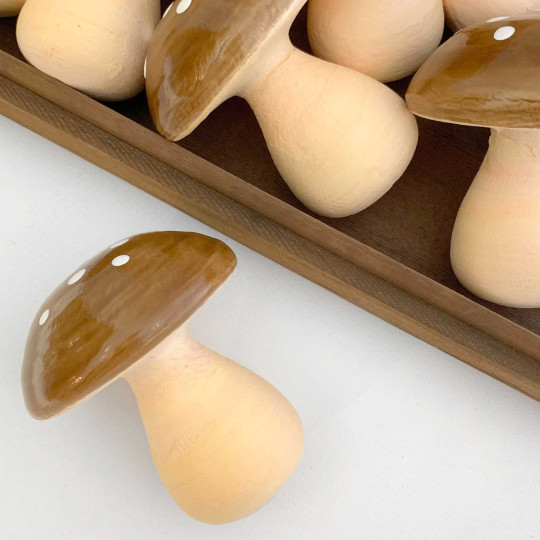 1 XL Spun Cotton Bulbous Mushroom ~ BROWN on YELLOW ~ 75 mm