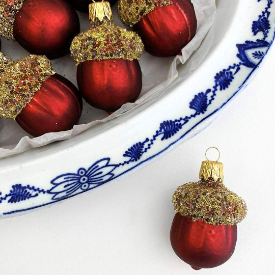 Burgundy Woodland Acorn Christmas Ornament ~ Czech Republic ~ 2-1/4" tall