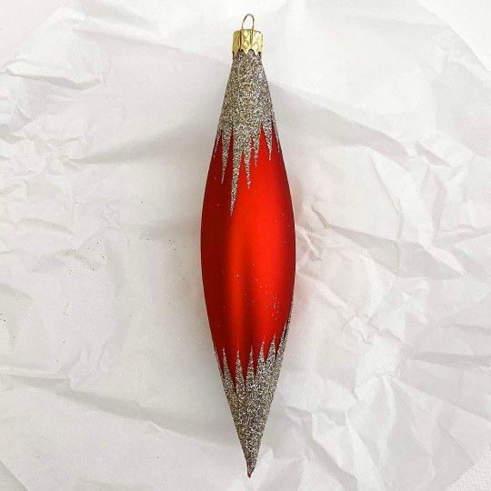 Red Retro Drop Glass Ornament ~ Czech Republic ~ 5-1/8" long