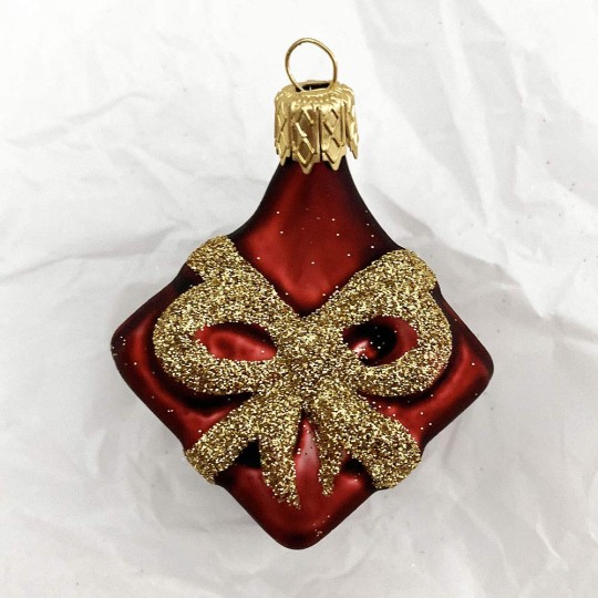 Burgundy Gift Blown Glass Present Christmas Ornament ~ Czech Republic ~ 1-1/2" square
