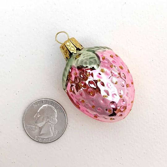 Small Light Pink Strawberry Blown Glass Ornament ~ Czech Republic ~ 2" long