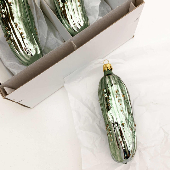Light Green Blown Glass Cucumber Ornament ~ Czech Republic ~ 4"