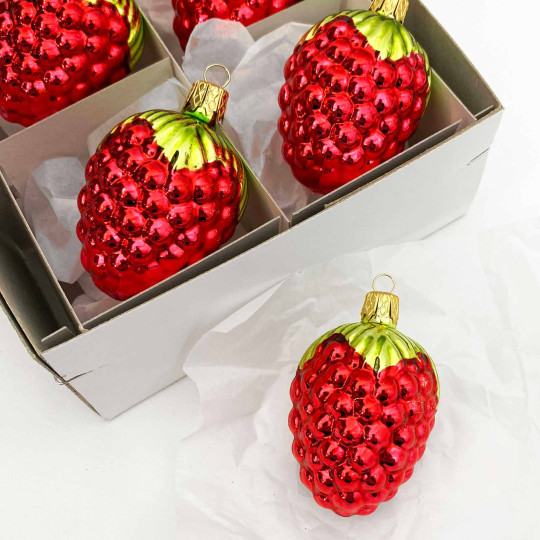 Red Berry Blown Glass Ornament ~ Czech Republic ~ 2-3/8" tall