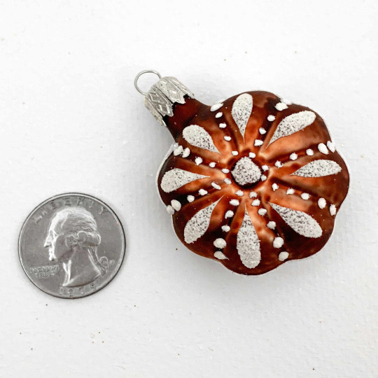Gingerbread Flower Ornament ~ Czech Republic ~ 2" tall