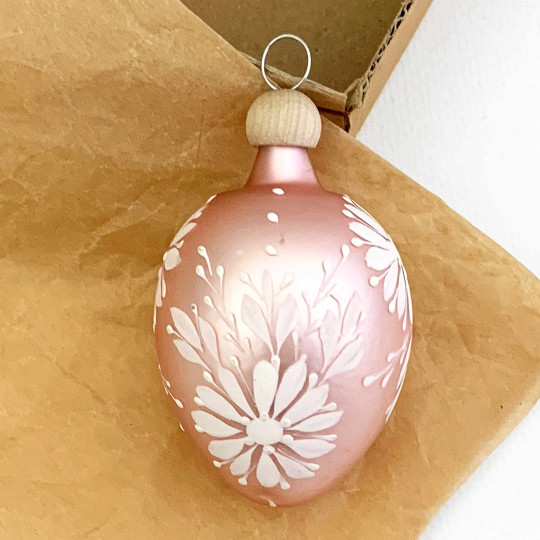 Light Pink Egg with White Flowers Blown Glass Ornament ~ Czech Republic ~ 2-1/2" tall