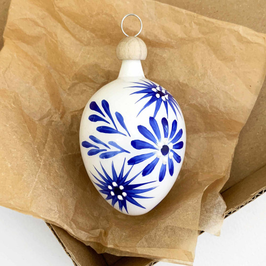 White Egg with Beautiful Blue Flowers Blown Glass Ornament ~ Czech Republic ~ 2-1/2" tall