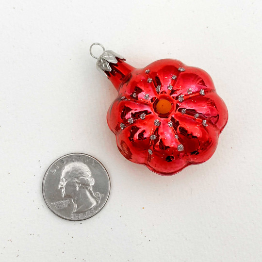 Small Red Flower Ornament ~ Czech Republic ~ 2" tall