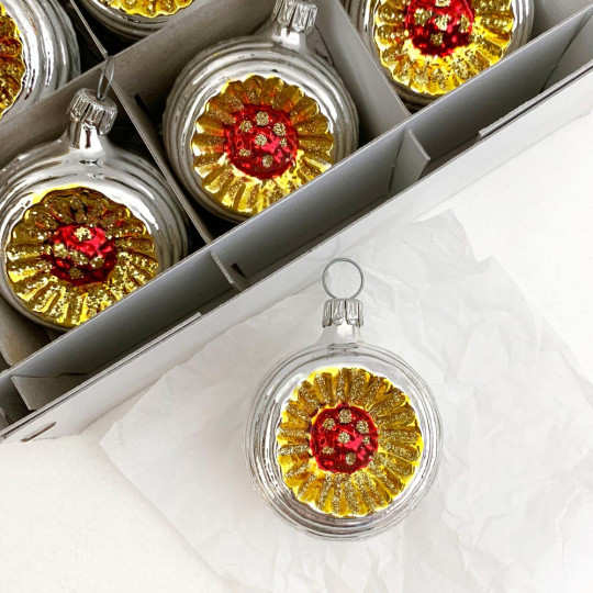 Shiny Silver Blown Glass Sunflower Indent Ornament ~ Germany ~ 2" tall