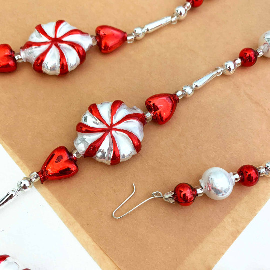 Red and Silver Peppermint Candy Glass Bead Christmas Garland ~ 180 cm ~ Czech Republic