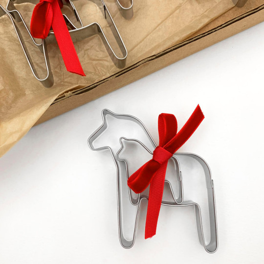 Dala Horse Cookie Cutter Set ~ Sweden ~ 3-5/8" tall and 1-3/4" tall