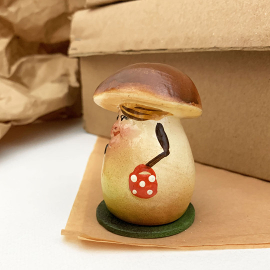 Mini Brown Mushroom Lady Papier Mache Candy Container ~ Germany ~ 2-3/4" tall